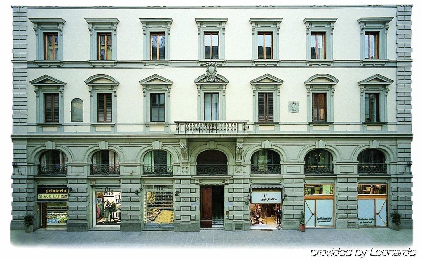 Palazzo Ruspoli Apartment ฟลอเรนซ์ ภายนอก รูปภาพ