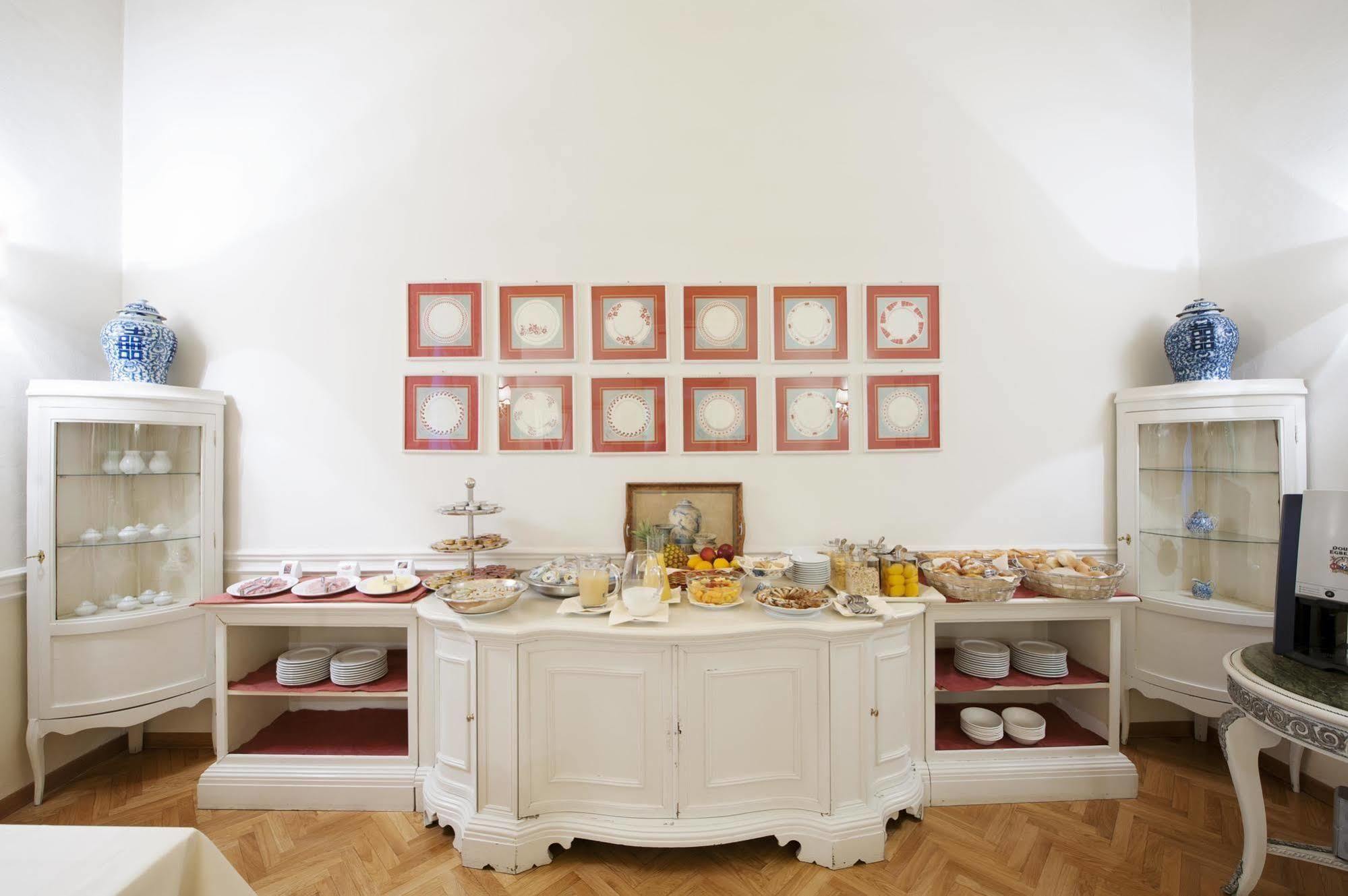Palazzo Ruspoli Apartment ฟลอเรนซ์ ภายนอก รูปภาพ