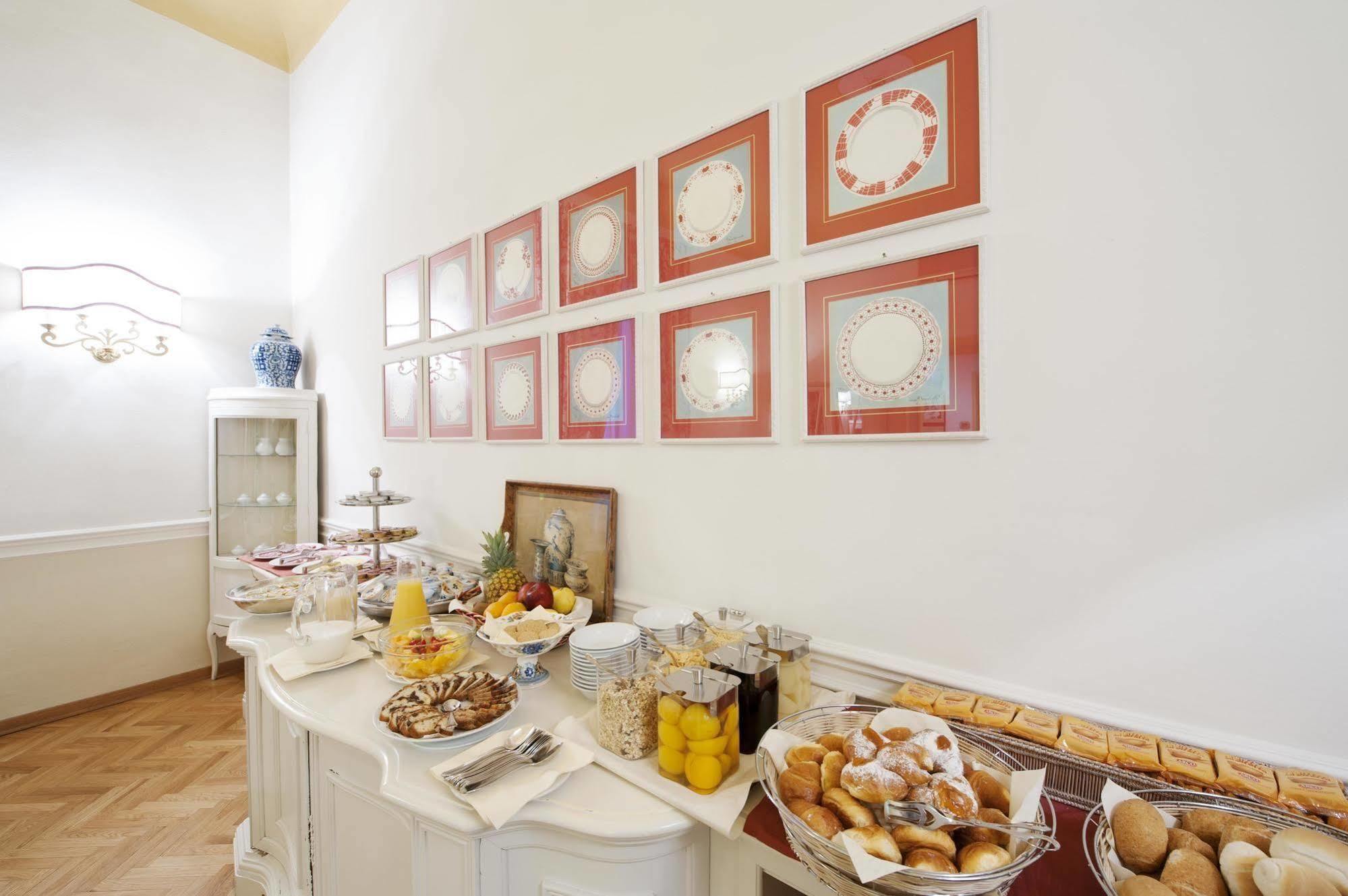 Palazzo Ruspoli Apartment ฟลอเรนซ์ ภายนอก รูปภาพ