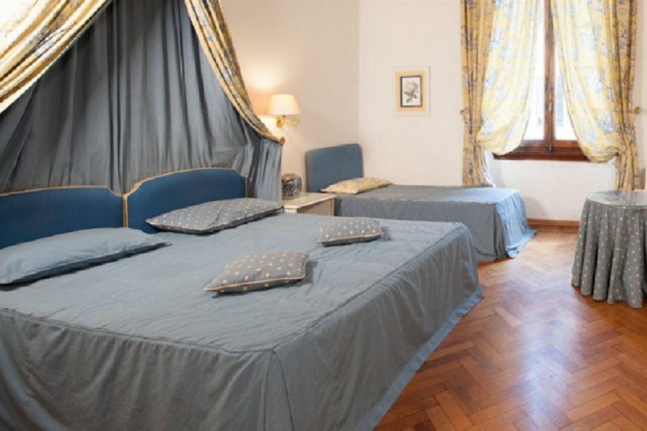 Palazzo Ruspoli Apartment ฟลอเรนซ์ ภายนอก รูปภาพ