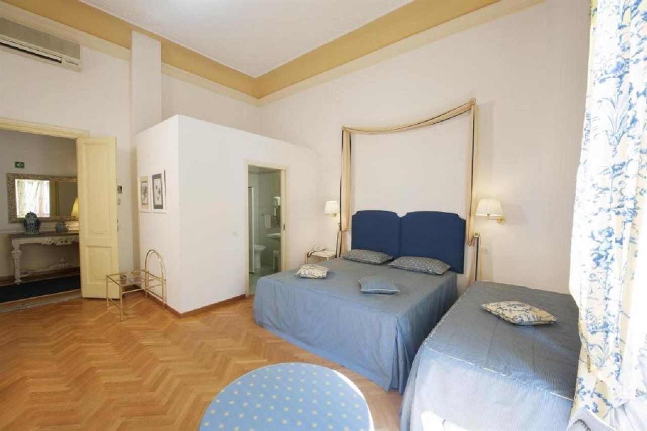 Palazzo Ruspoli Apartment ฟลอเรนซ์ ภายนอก รูปภาพ